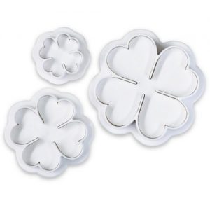 CLOVER SHAPED FONDANT PLUNGER CUTTERS SET OF 3